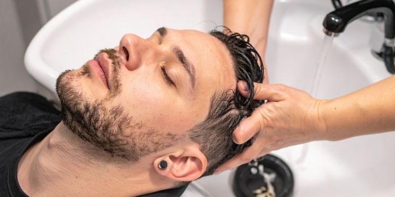 How to Choose the Right Shampoo for Your Hair Type?